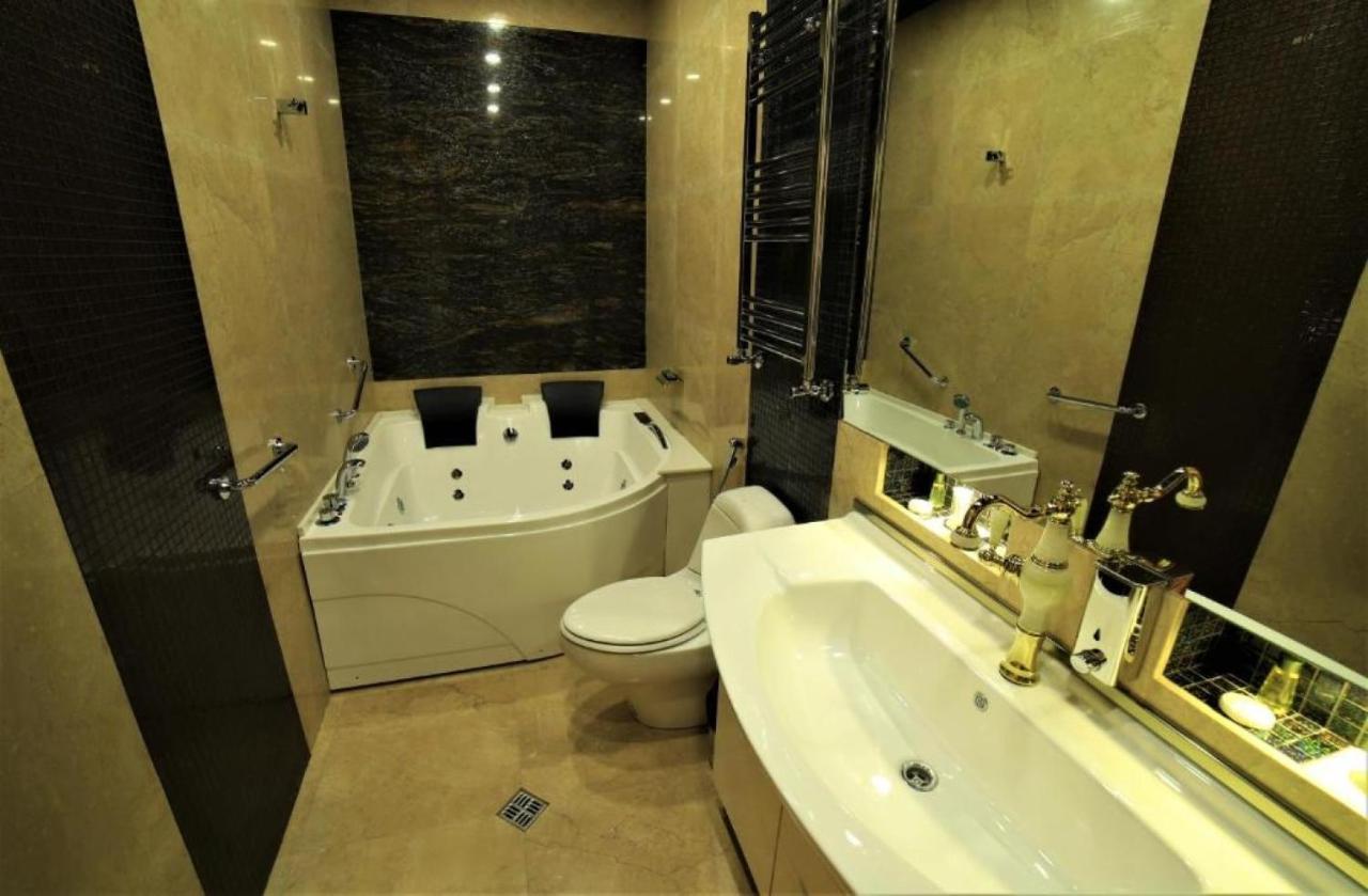 Agava Tbilisi Hotel ภายนอก รูปภาพ