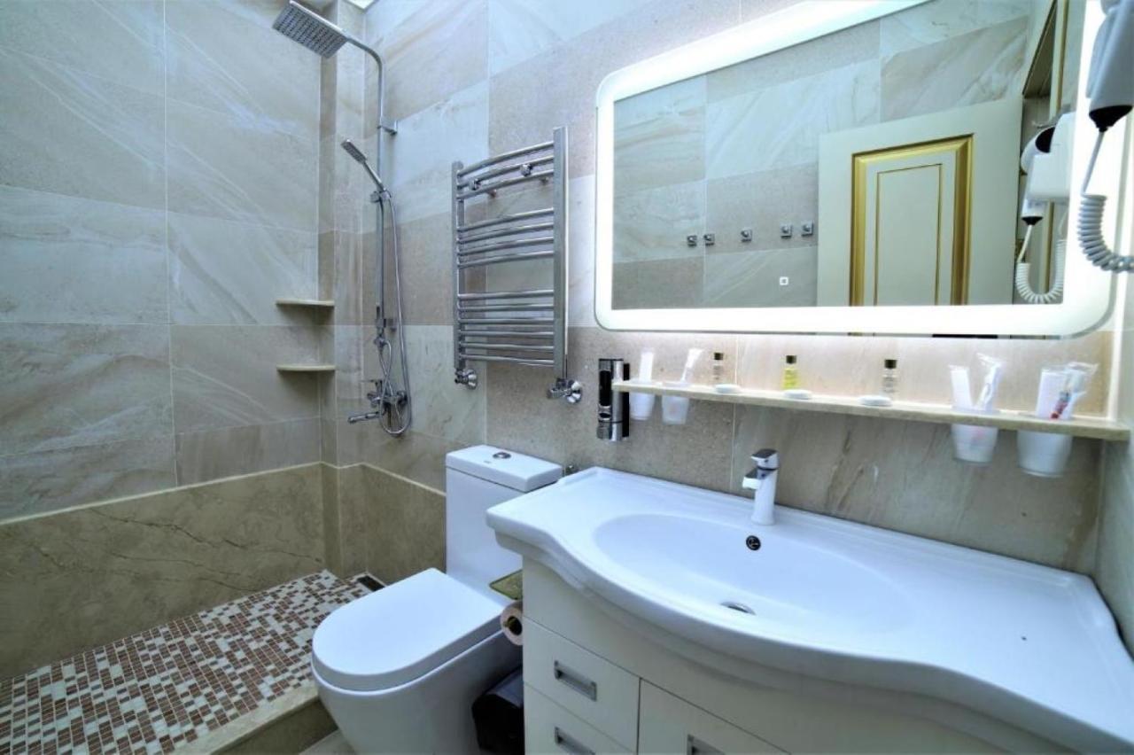 Agava Tbilisi Hotel ภายนอก รูปภาพ
