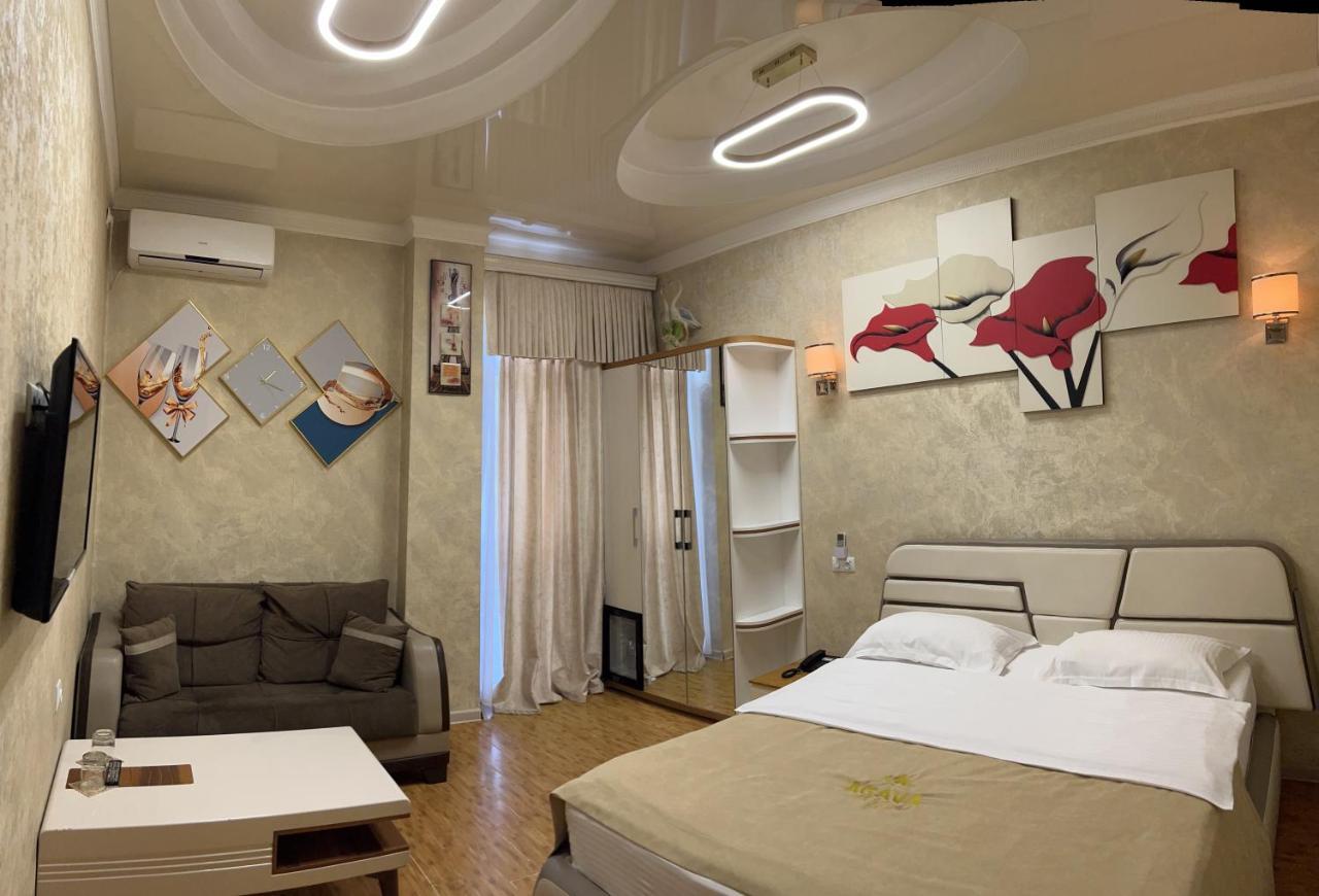Agava Tbilisi Hotel ภายนอก รูปภาพ